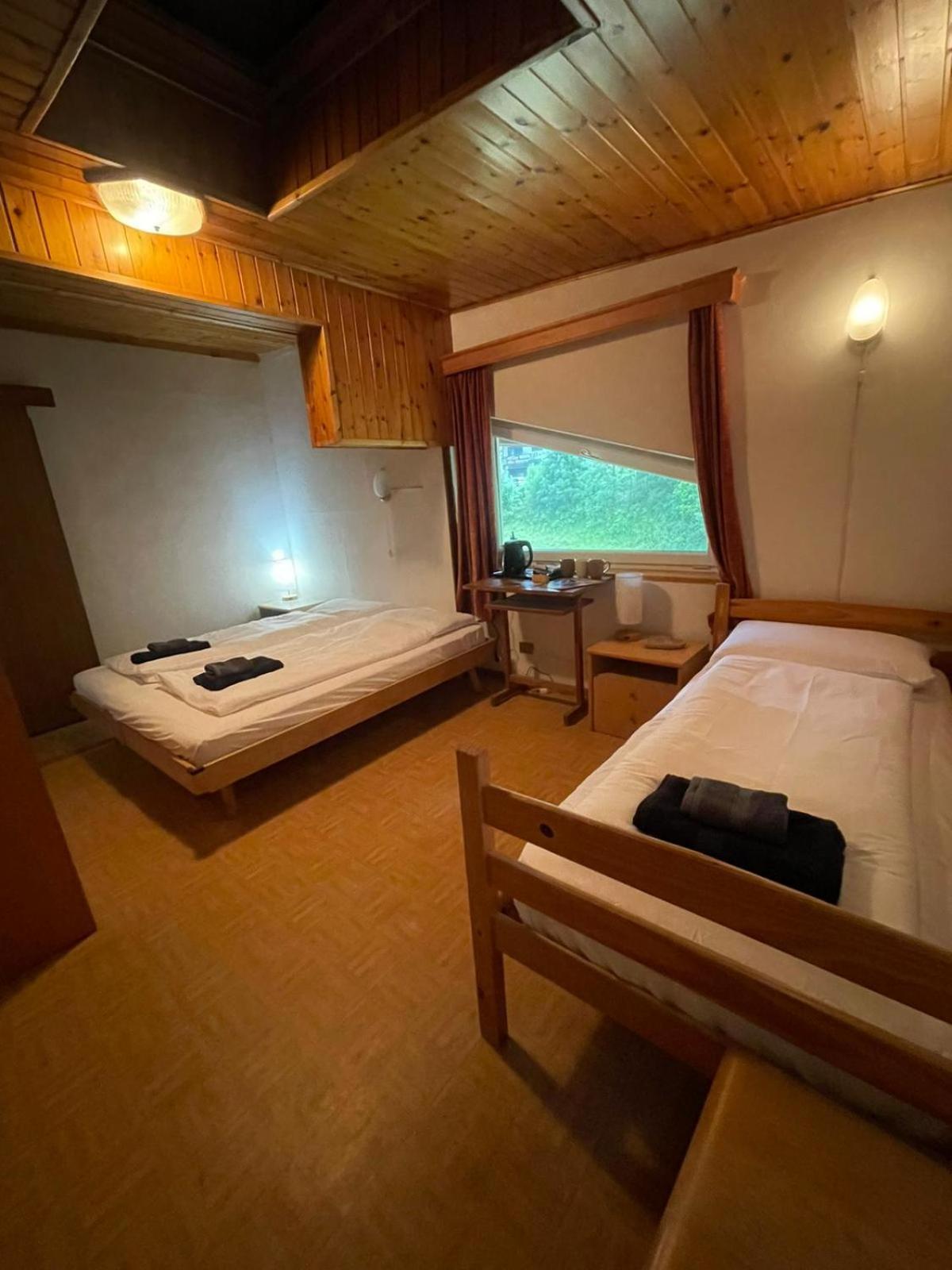 Hotel Picchio Rosso - Stanza Privata Con Bagno In Val Di Fassa à Pera Extérieur photo